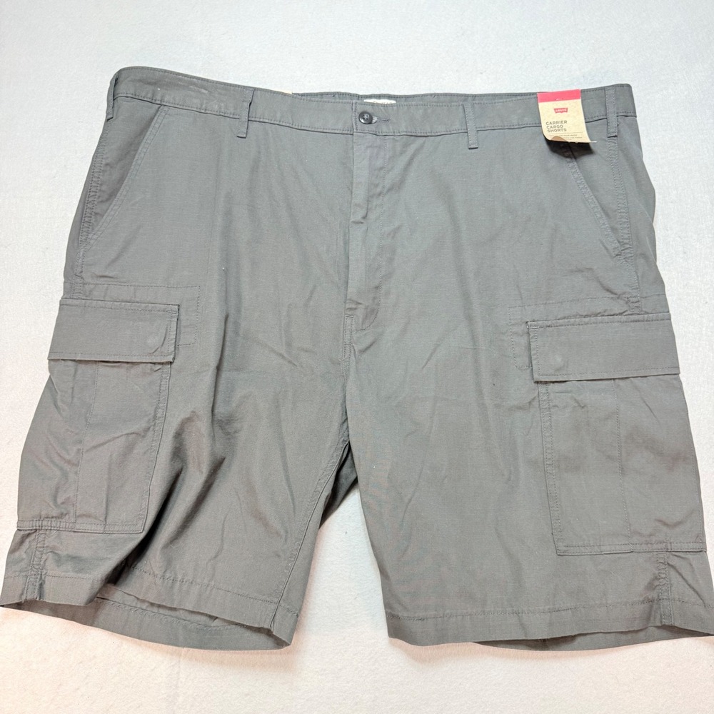 Levi's Carrier Cargo Shorts Below Waist Loose Fit‎ Gray Size 48 NWT